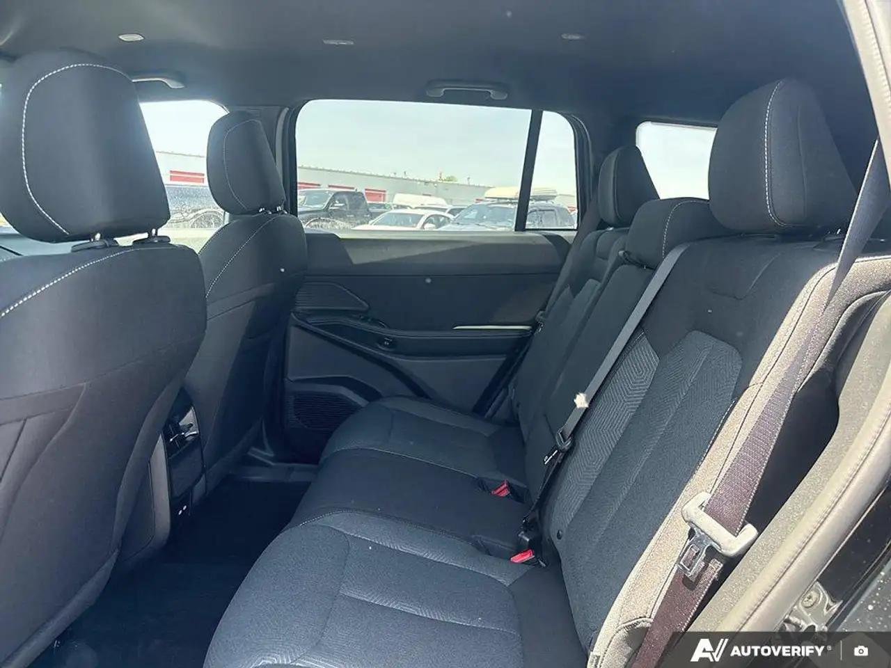 Jeep Cherokee photo Jeep Cherokee