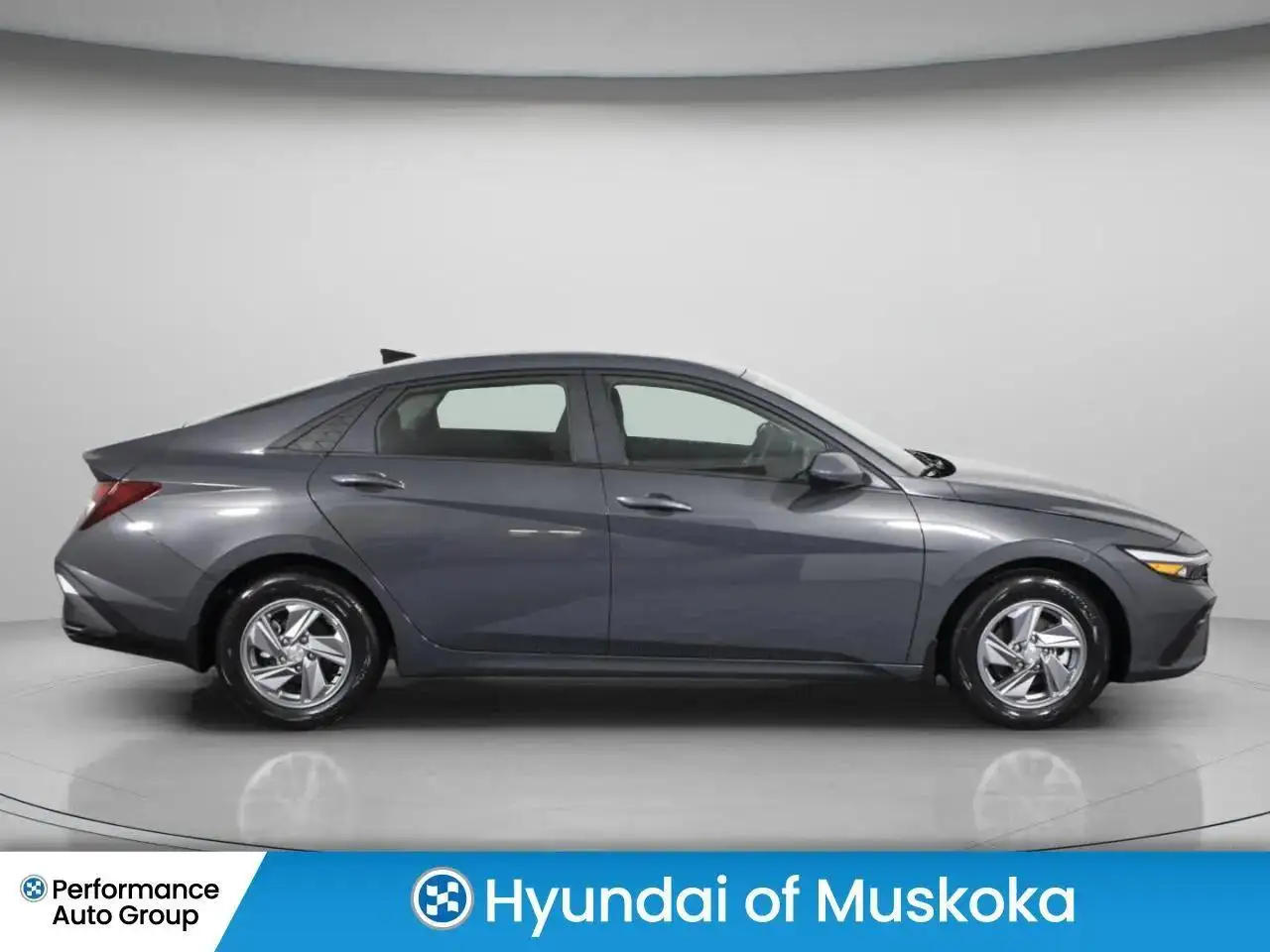 Hyundai ELANTRA снимка Hyundai ELANTRA