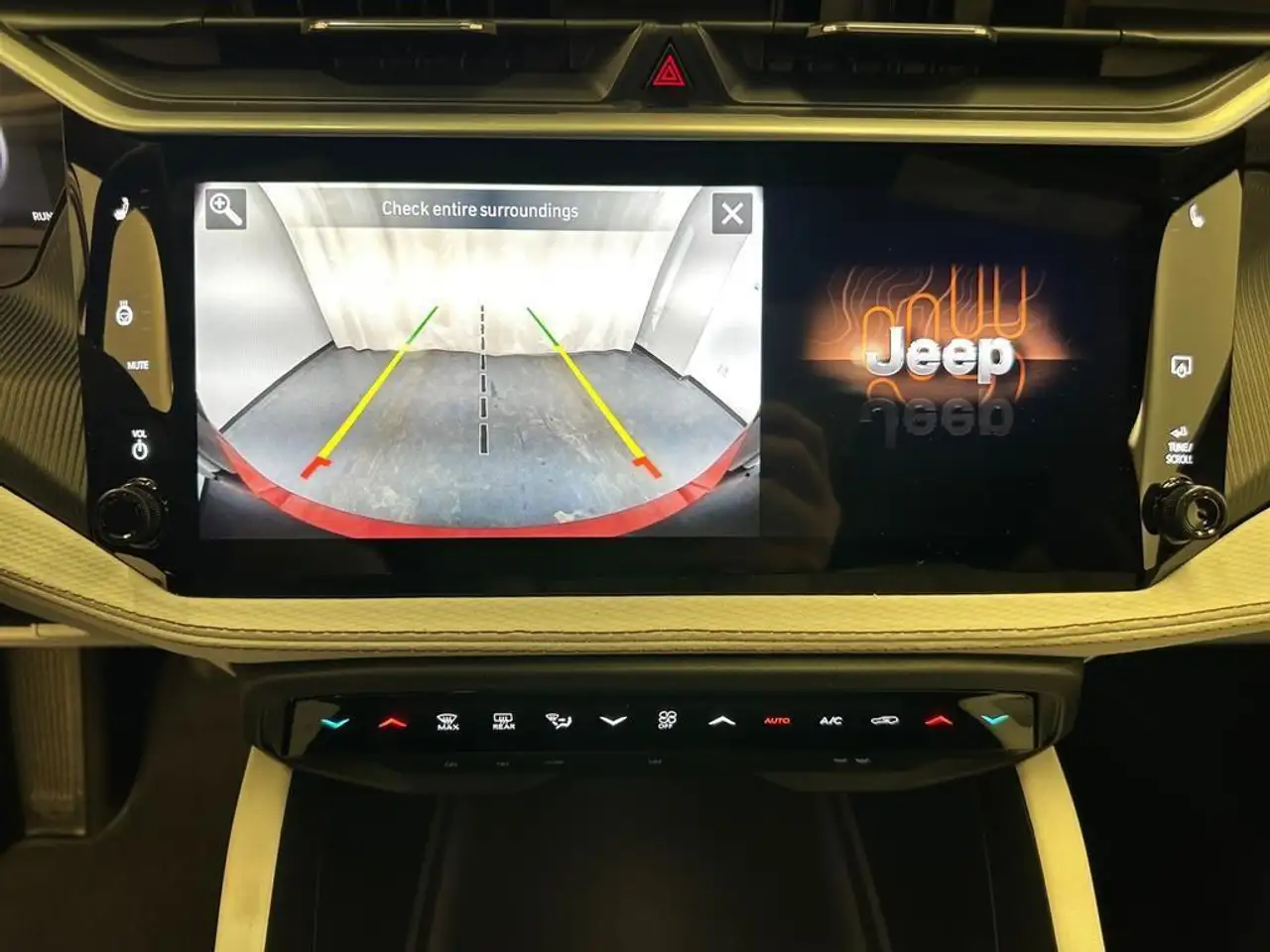 Jeep Cherokee снимка Jeep Cherokee