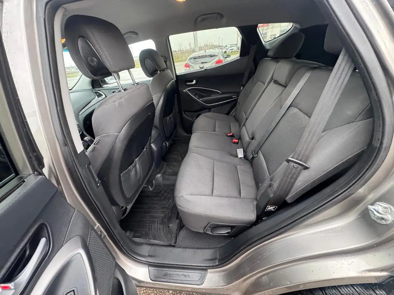 Hyundai SANTA FE photo Hyundai SANTA FE