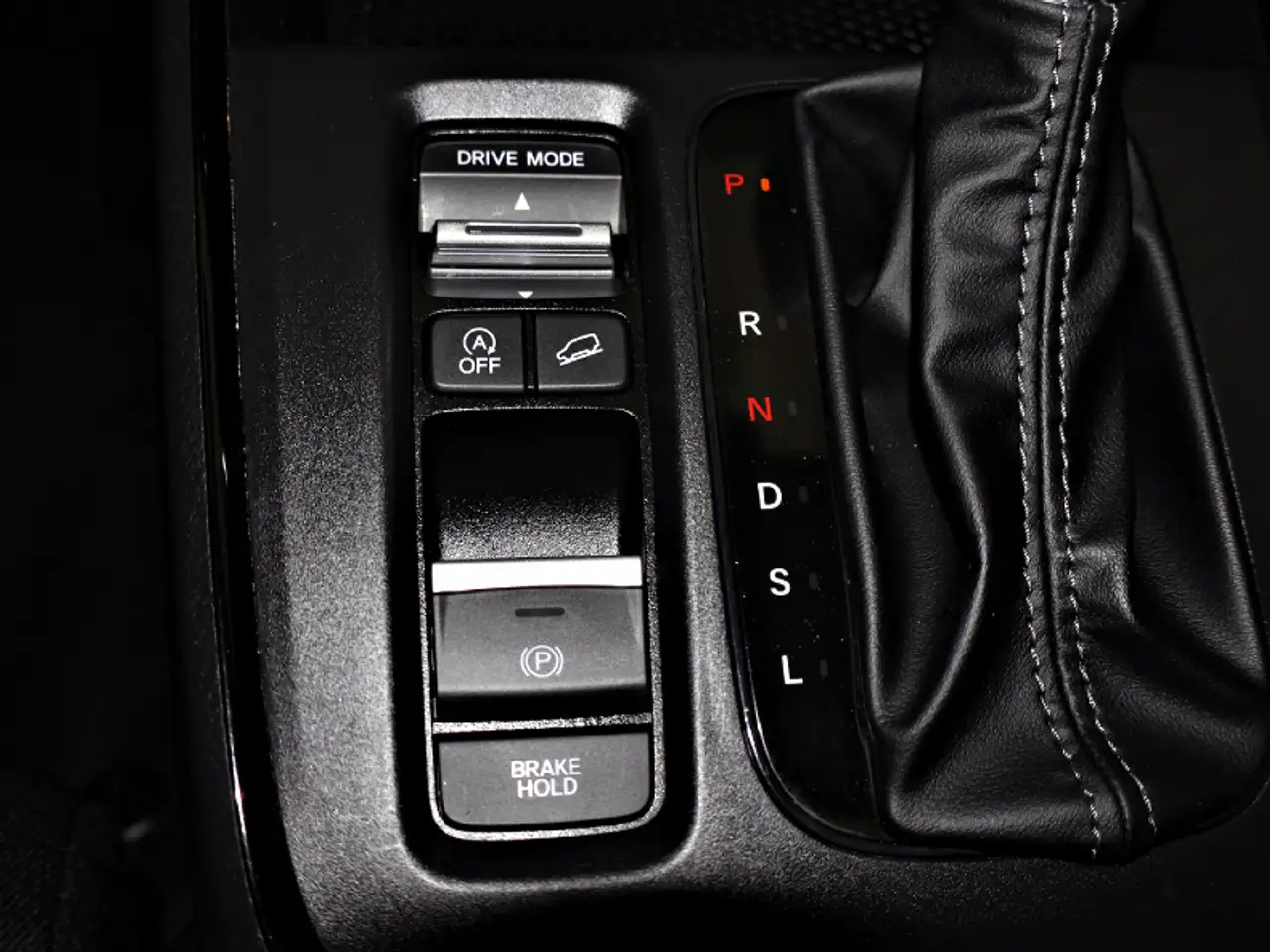 Honda CR-V photo Honda CR-V