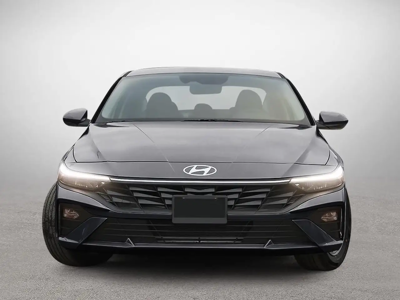Hyundai ELANTRA photo Hyundai ELANTRA