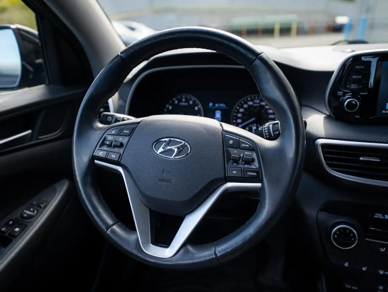 Hyundai TUCSON photo Hyundai TUCSON