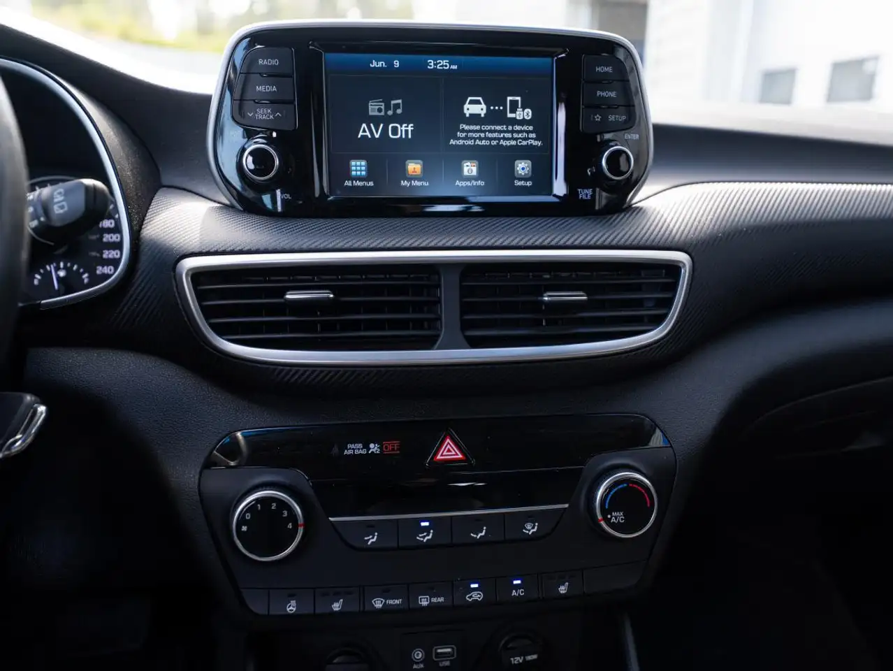 Hyundai TUCSON photo Hyundai TUCSON