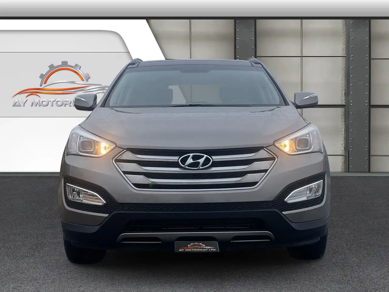 Hyundai SANTA FE photo Hyundai SANTA FE