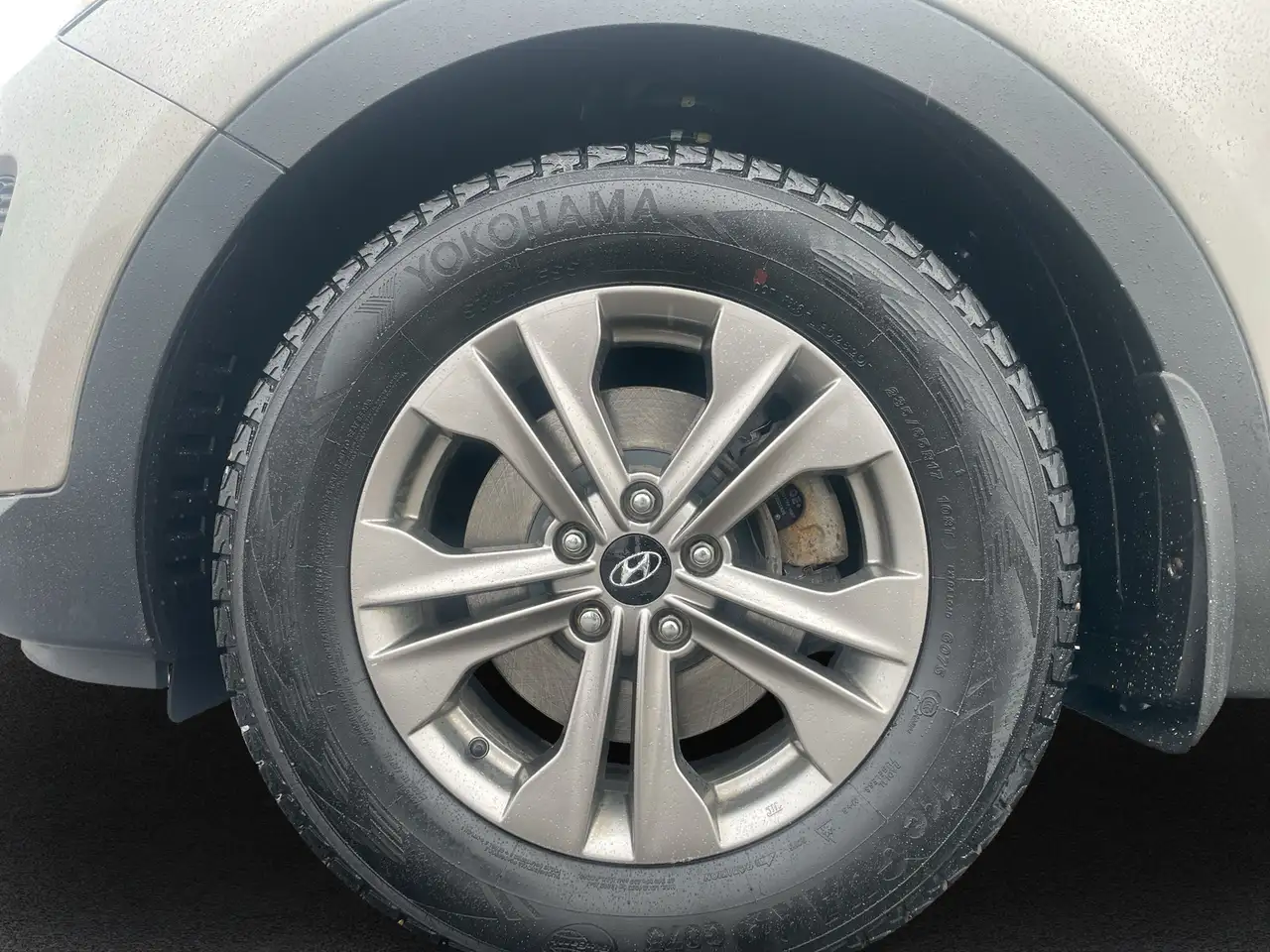 Hyundai SANTA FE photo Hyundai SANTA FE