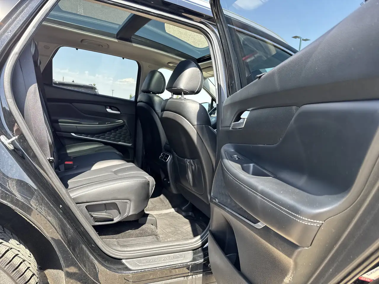 Hyundai SANTA FE photo Hyundai SANTA FE