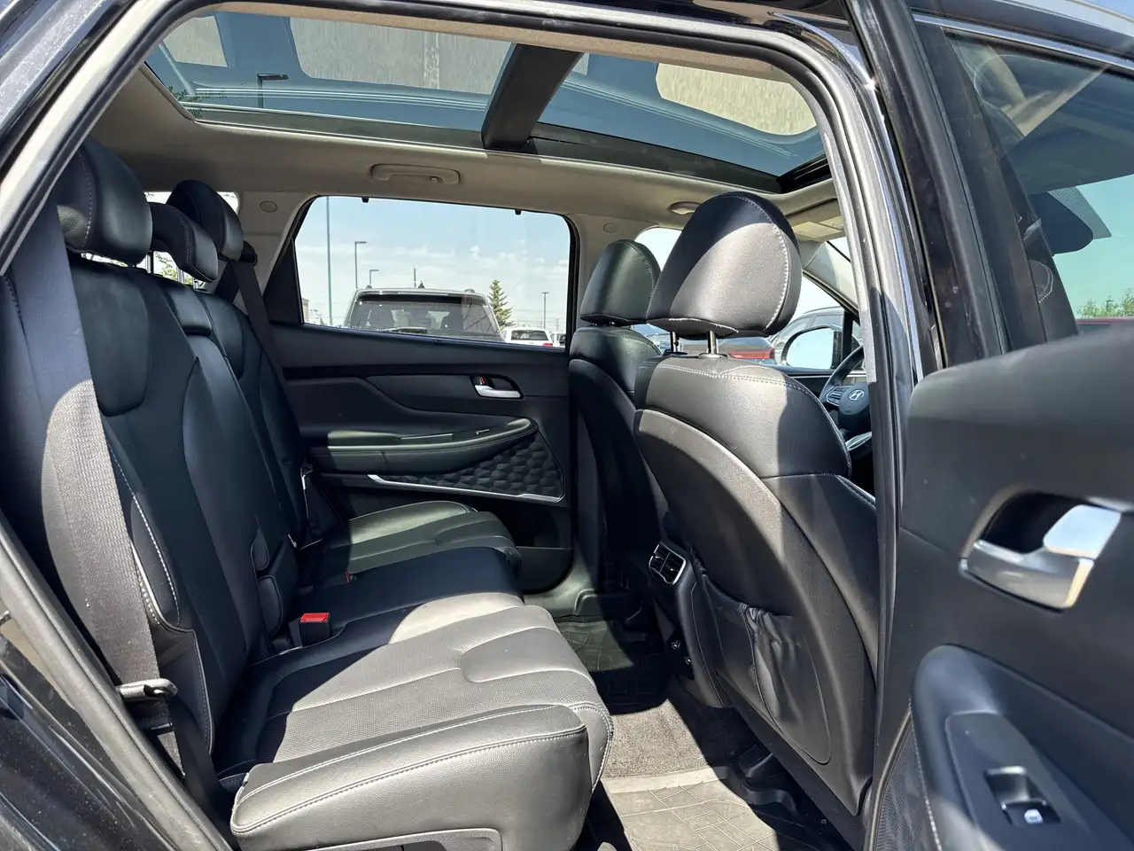 Hyundai SANTA FE photo Hyundai SANTA FE