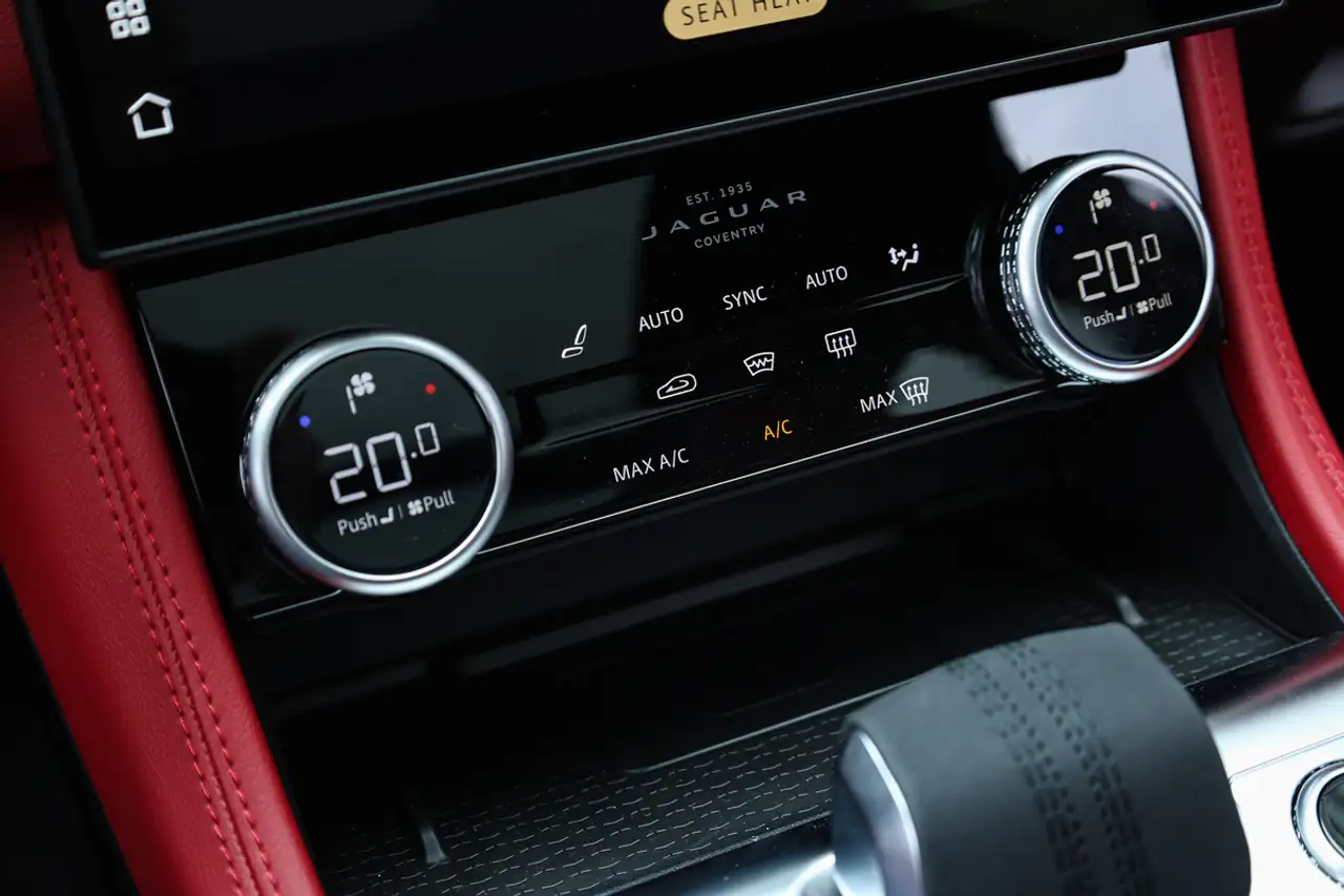 Jaguar F-Pace fotografie Jaguar F-Pace