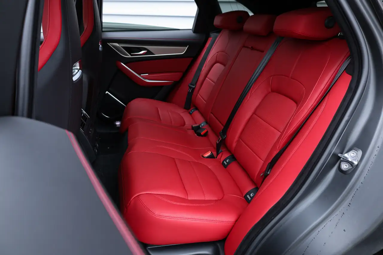 Jaguar F-Pace fotografie Jaguar F-Pace