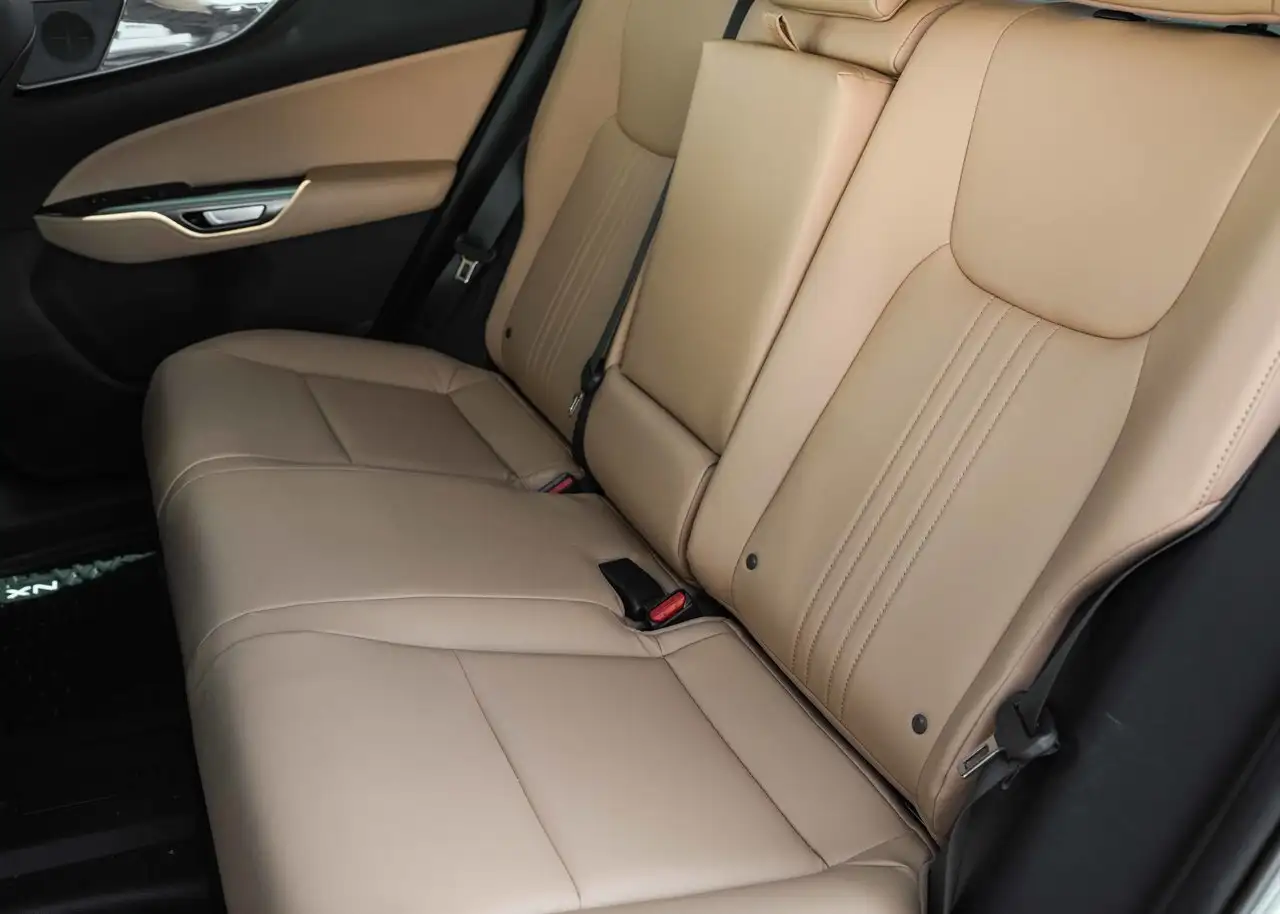 Lexus NX fotografie Lexus NX