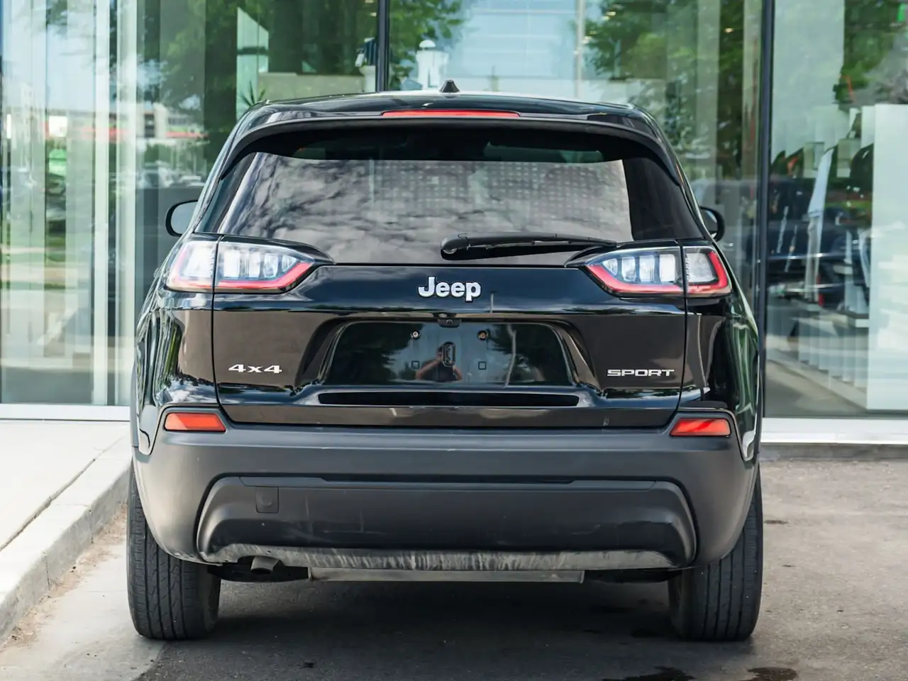 Jeep Cherokee photo Jeep Cherokee