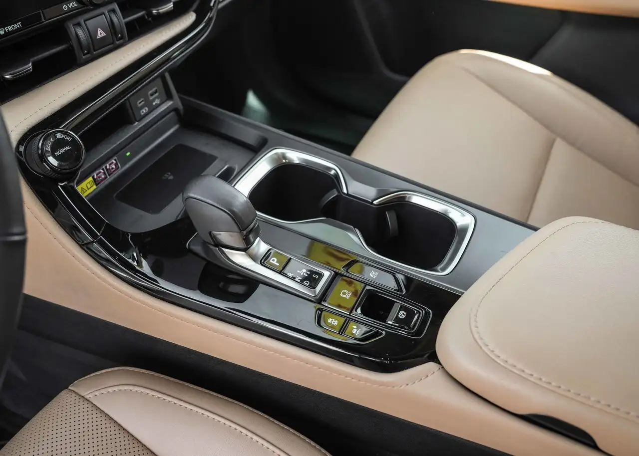 Lexus NX fotografie Lexus NX