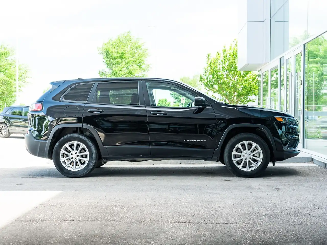 Jeep Cherokee photo Jeep Cherokee