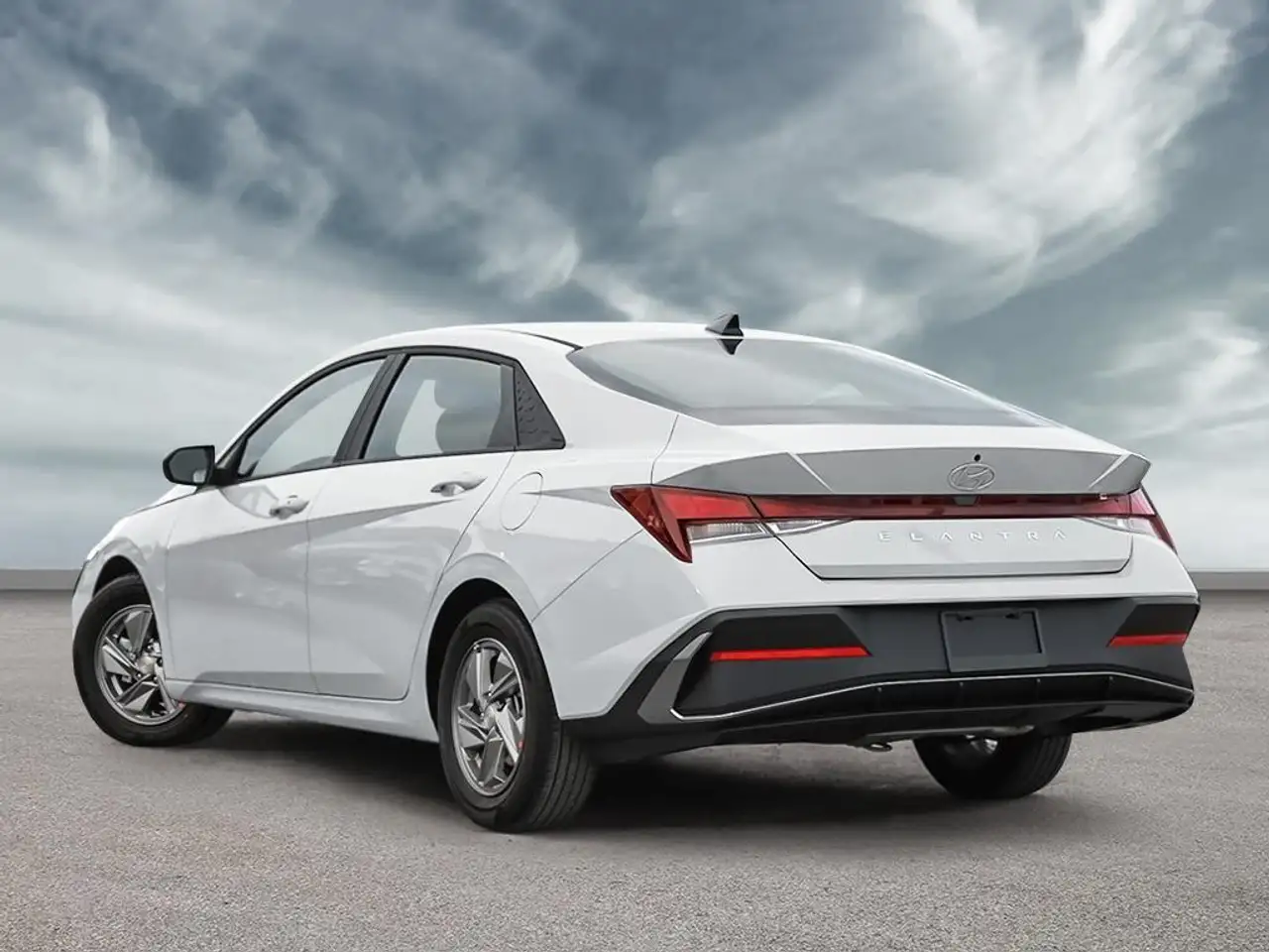 Hyundai ELANTRA снимка Hyundai ELANTRA
