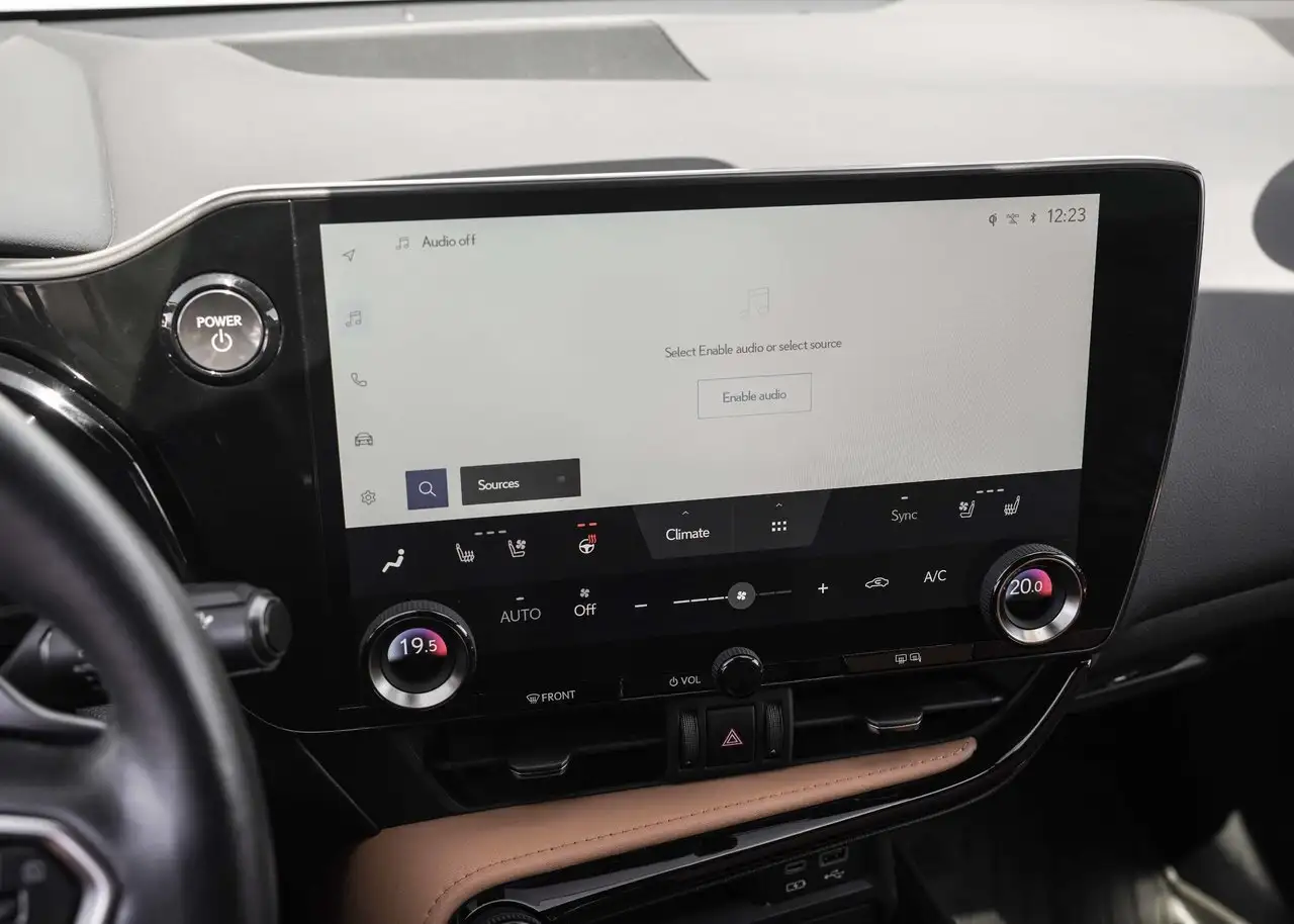 Lexus NX fotografie Lexus NX