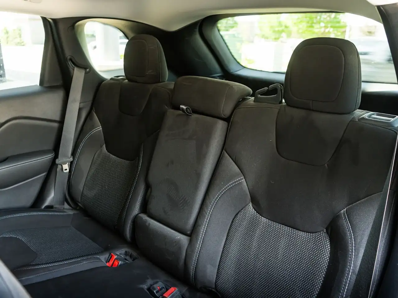 Jeep Cherokee photo Jeep Cherokee