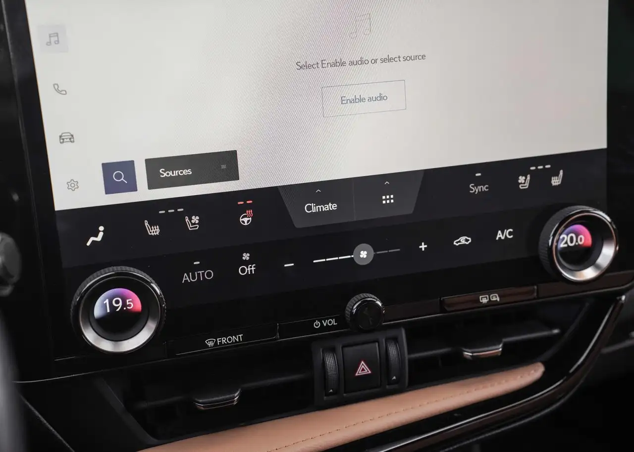 Lexus NX fotografie Lexus NX