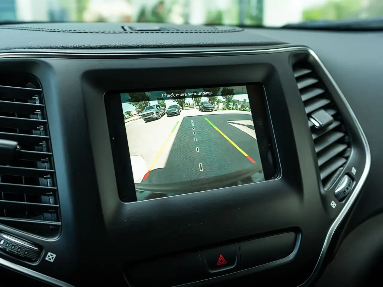 Jeep Cherokee photo Jeep Cherokee