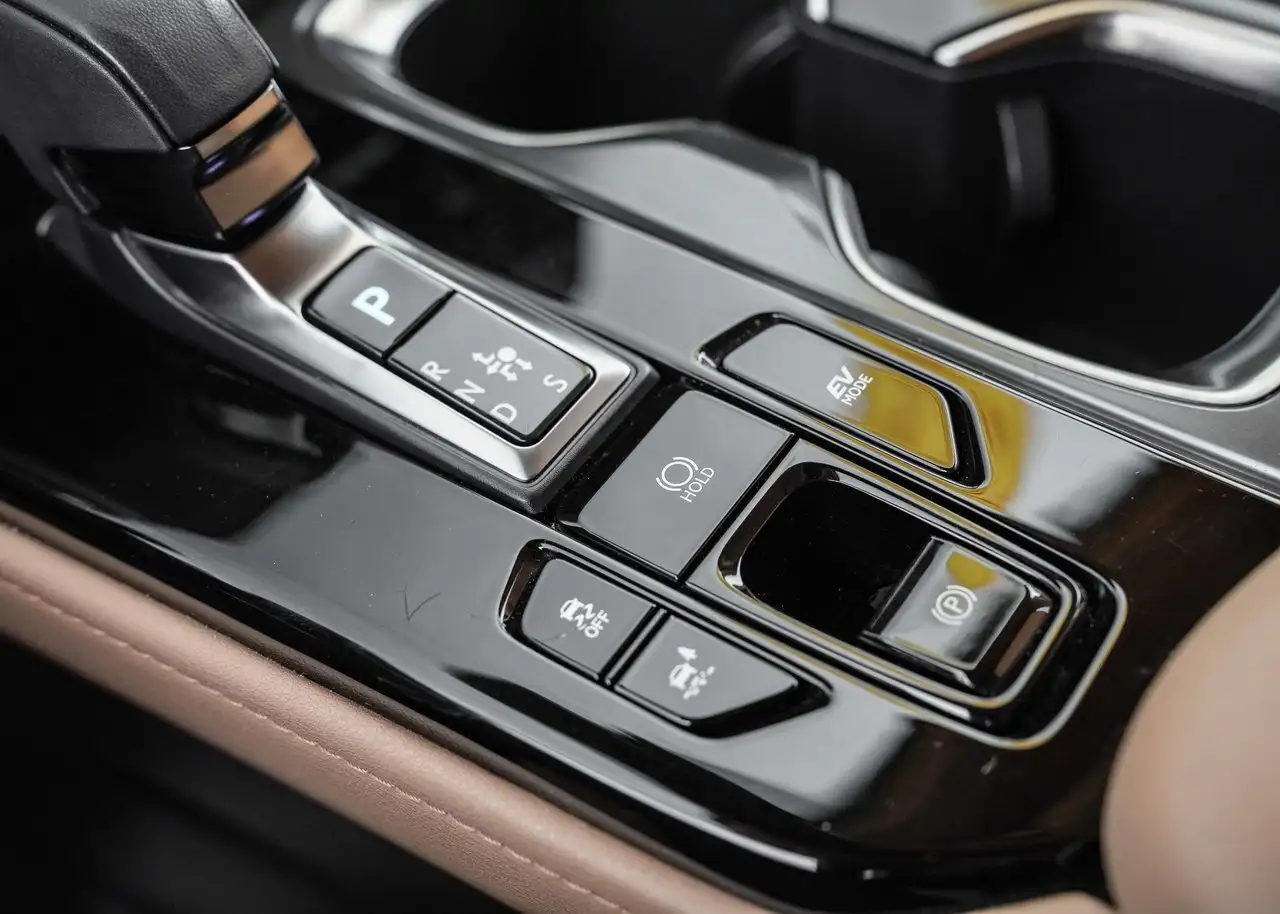 Lexus NX fotografie Lexus NX
