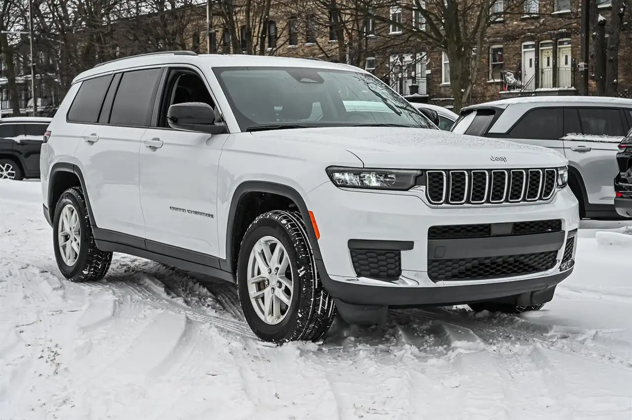 Jeep Grand Cherokee снимка Jeep Grand Cherokee