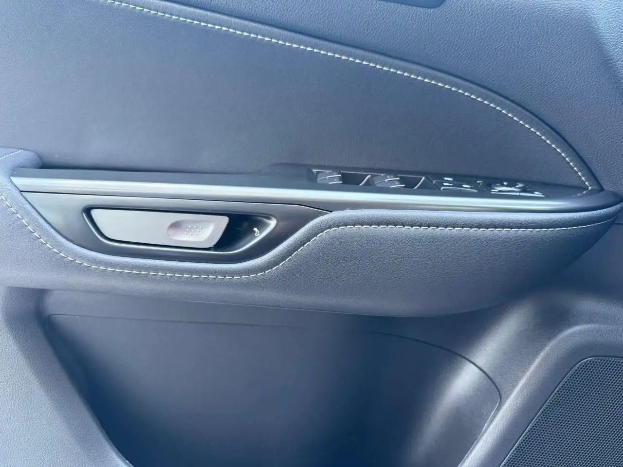 Lexus NX fotografie Lexus NX