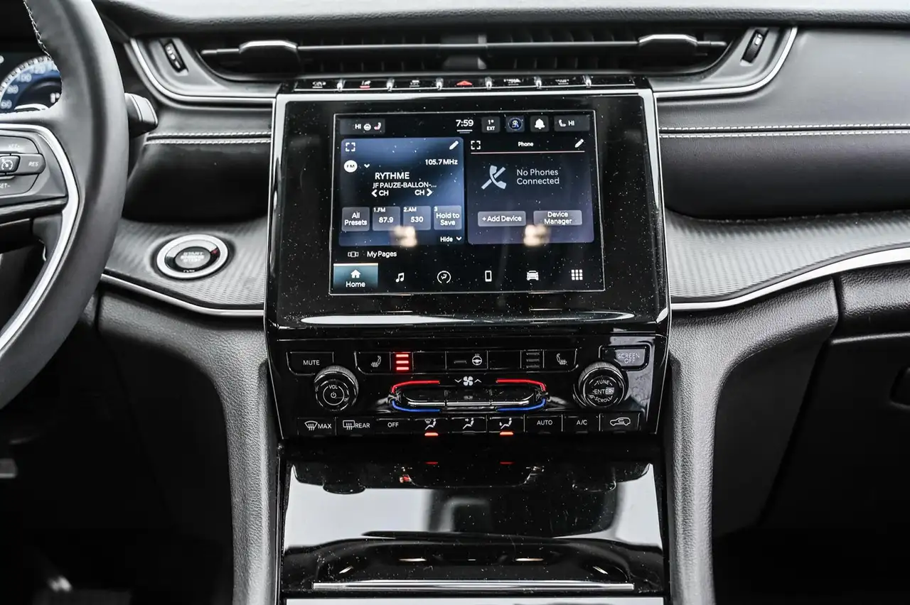 Jeep Grand Cherokee снимка Jeep Grand Cherokee