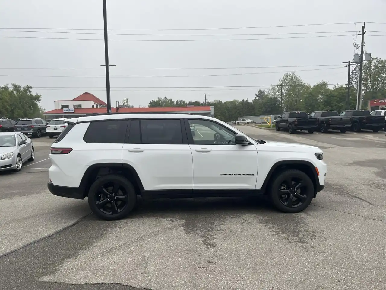 Jeep Grand Cherokee снимка Jeep Grand Cherokee