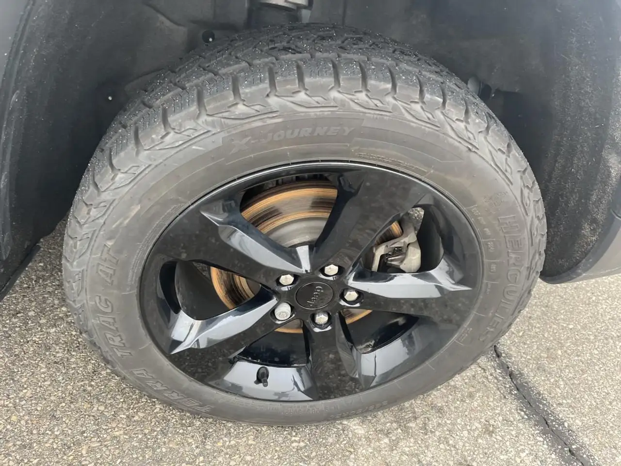 Jeep Grand Cherokee снимка Jeep Grand Cherokee