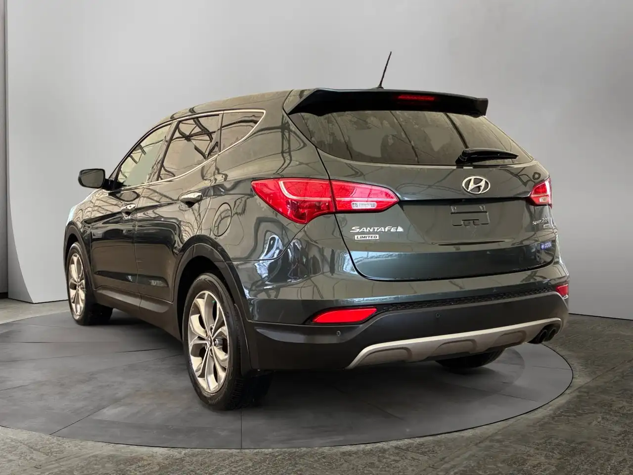 Hyundai SANTA FE снимка Hyundai SANTA FE