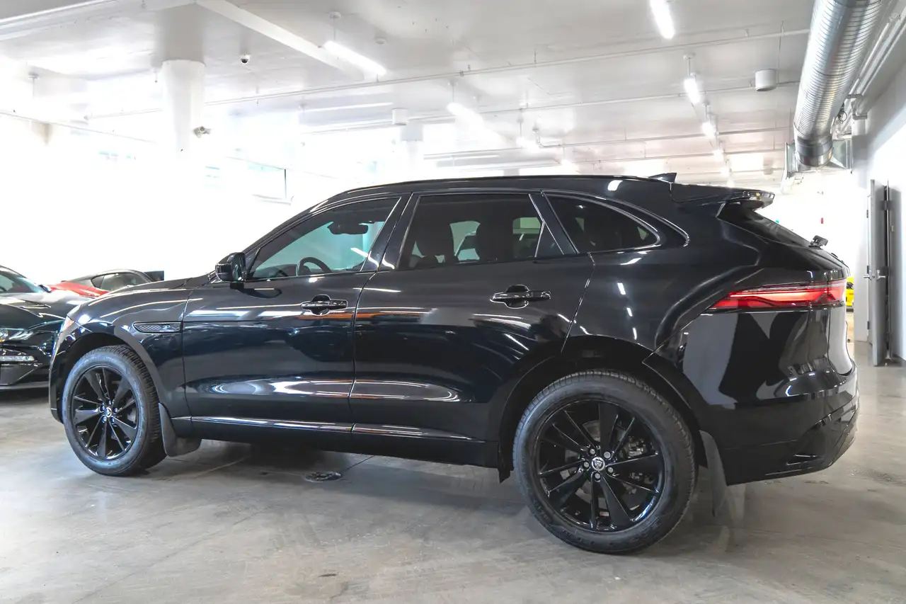 Jaguar F-Pace photo Jaguar F-Pace