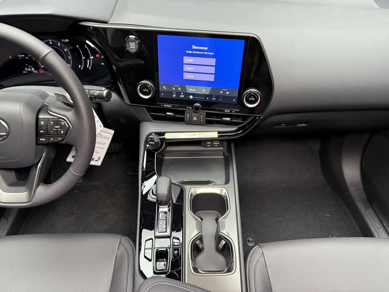 Lexus NX снимка Lexus NX