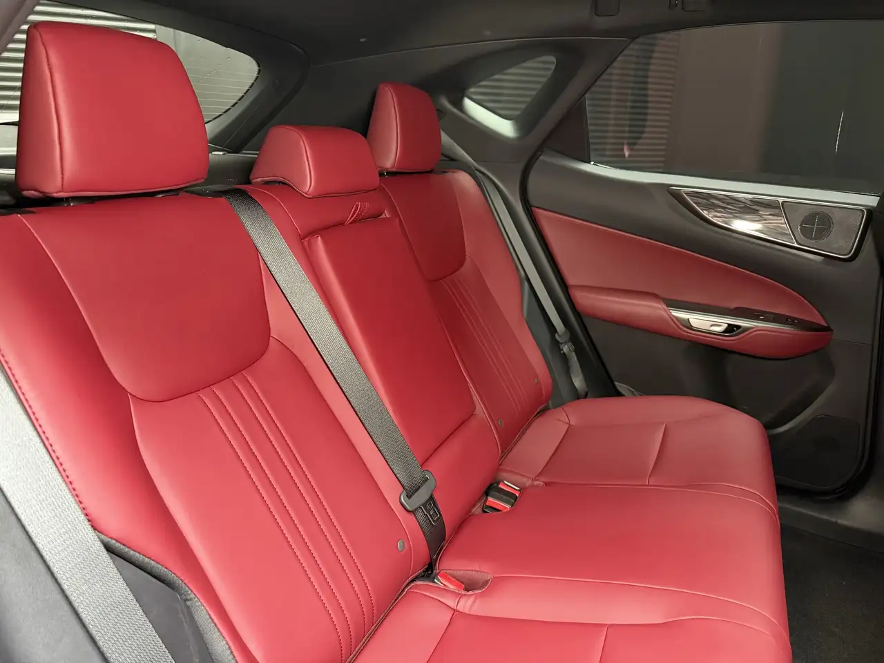 Lexus NX photo Lexus NX