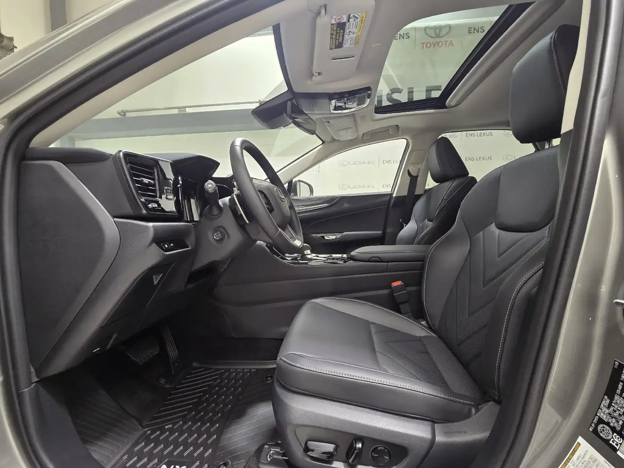 Lexus NX photo Lexus NX