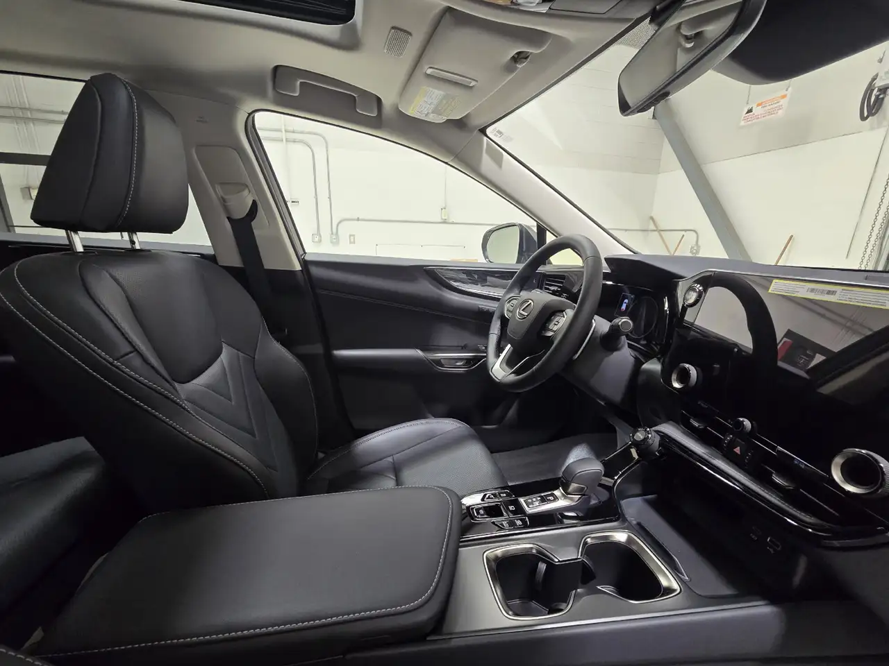 Lexus NX photo Lexus NX