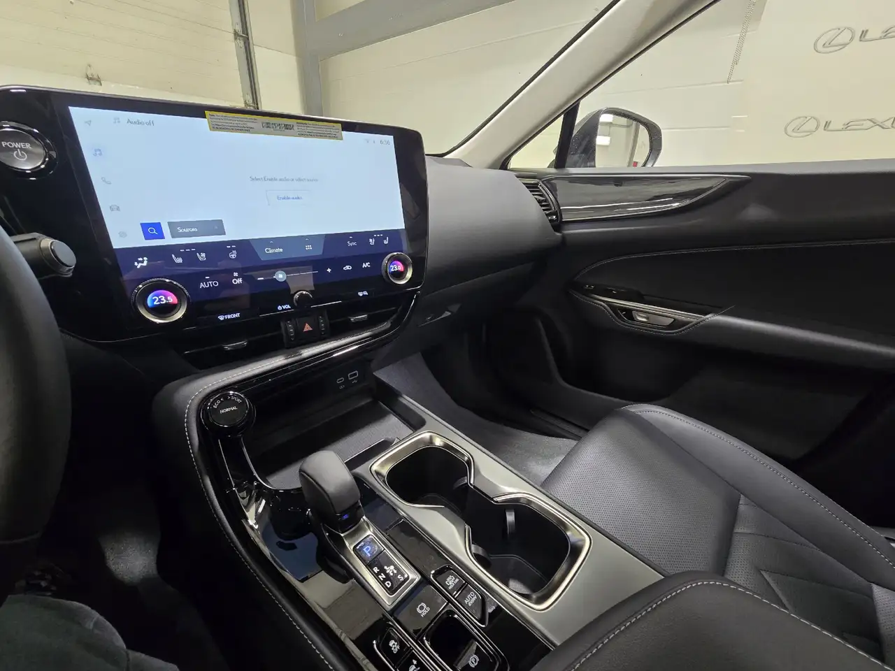 Lexus NX photo Lexus NX