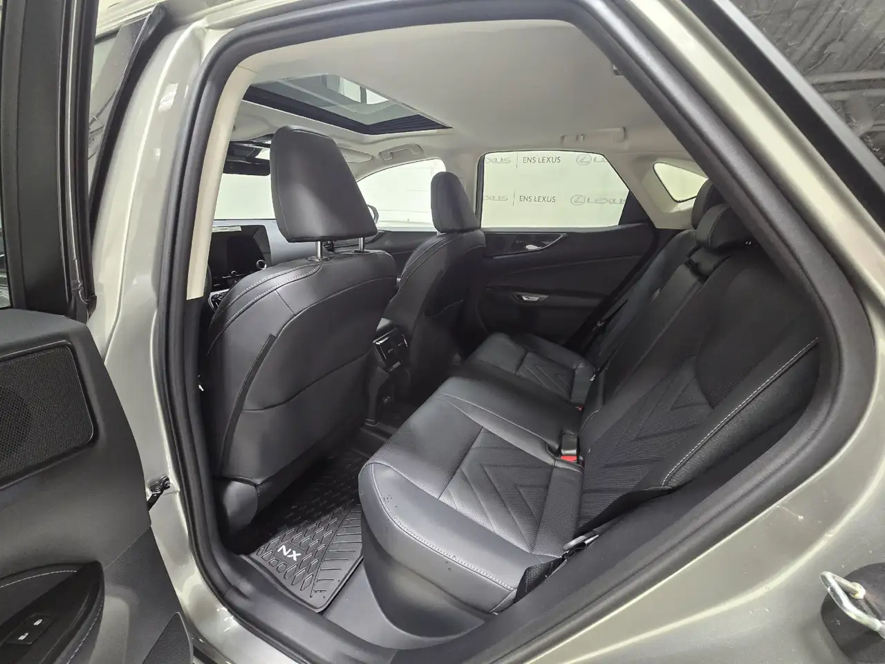 Lexus NX photo Lexus NX