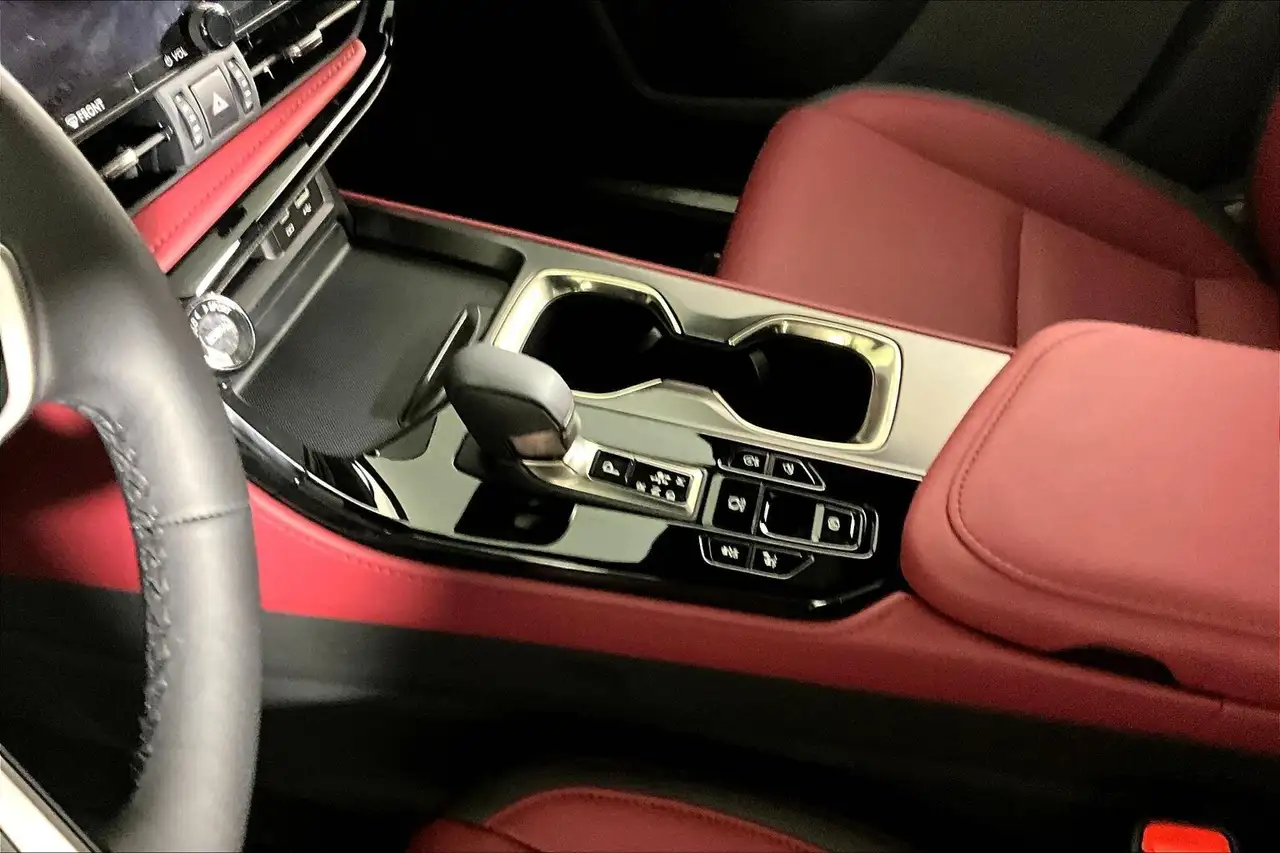 Lexus NX photo Lexus NX