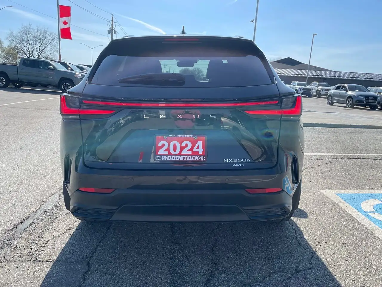 Lexus NX снимка Lexus NX