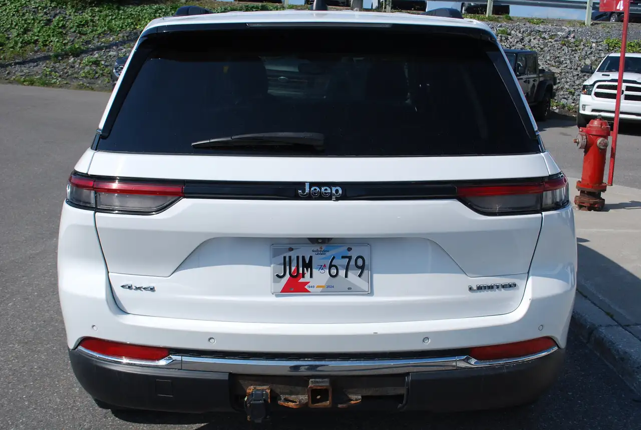 Jeep Grand Cherokee снимка Jeep Grand Cherokee
