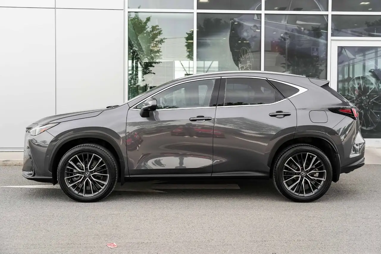 Lexus NX снимка Lexus NX