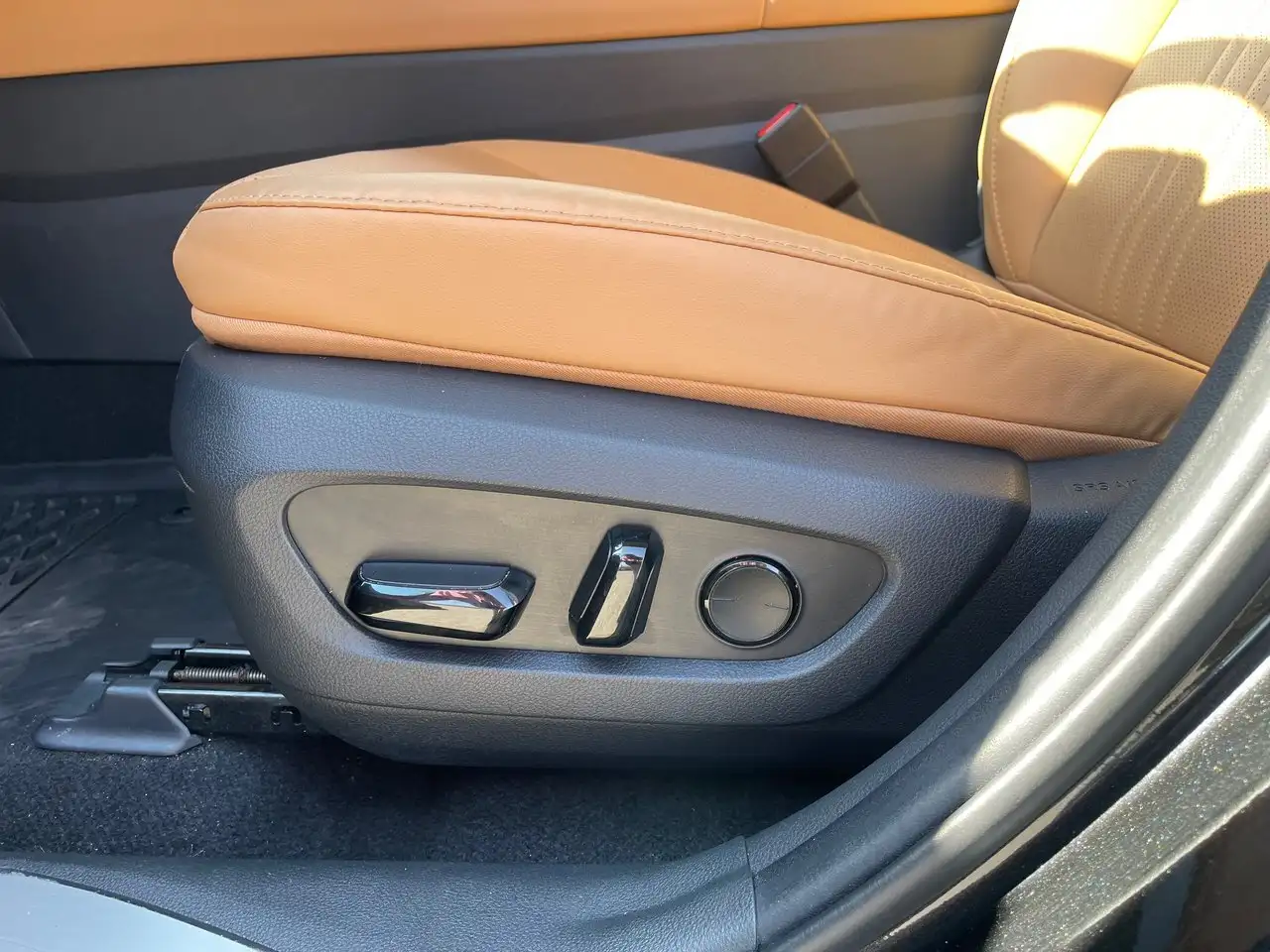 Lexus NX снимка Lexus NX