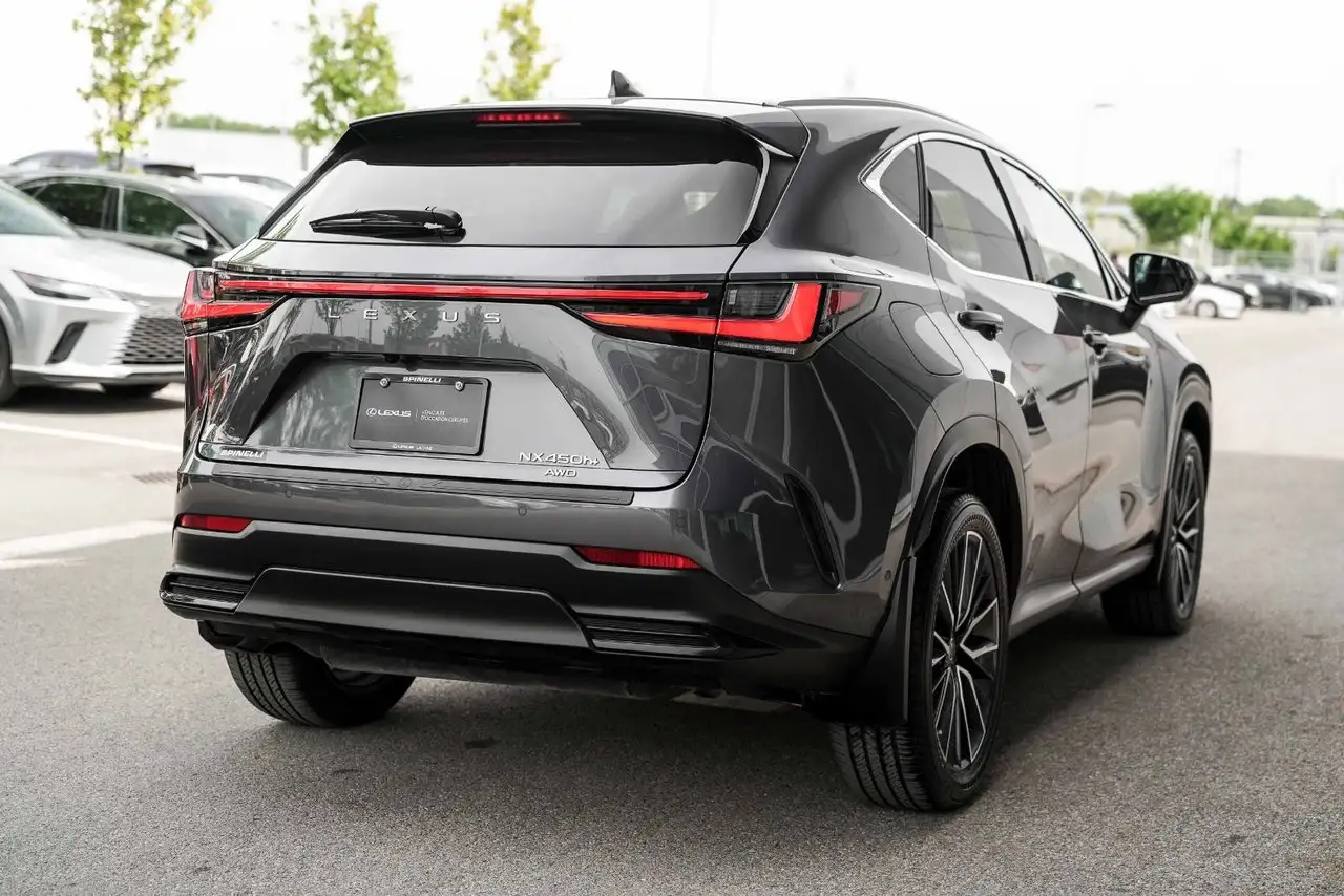 Lexus NX снимка Lexus NX