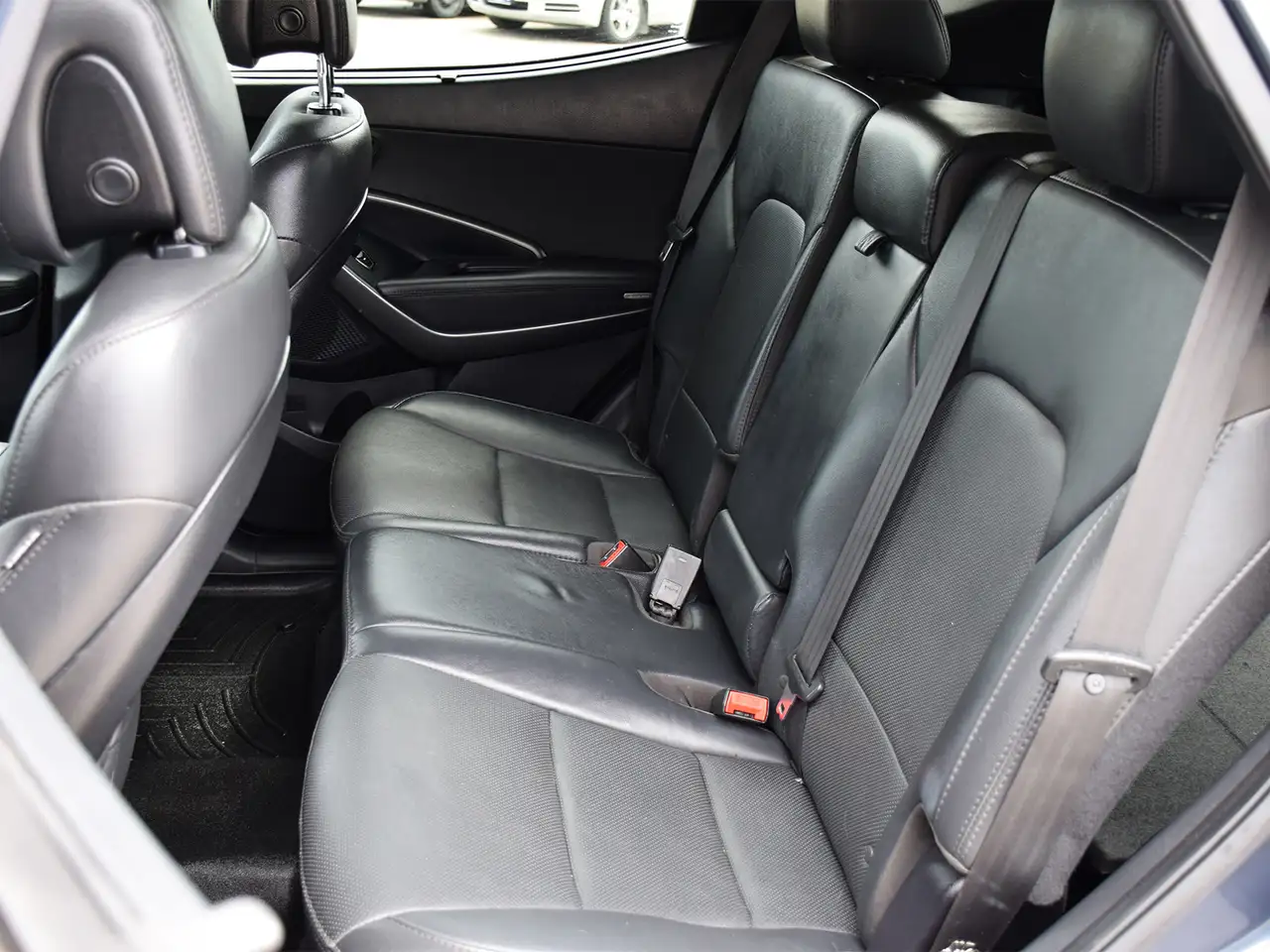 Hyundai SANTA FE снимка Hyundai SANTA FE