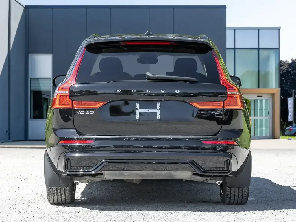 Volvo XC60 снимка Volvo XC60