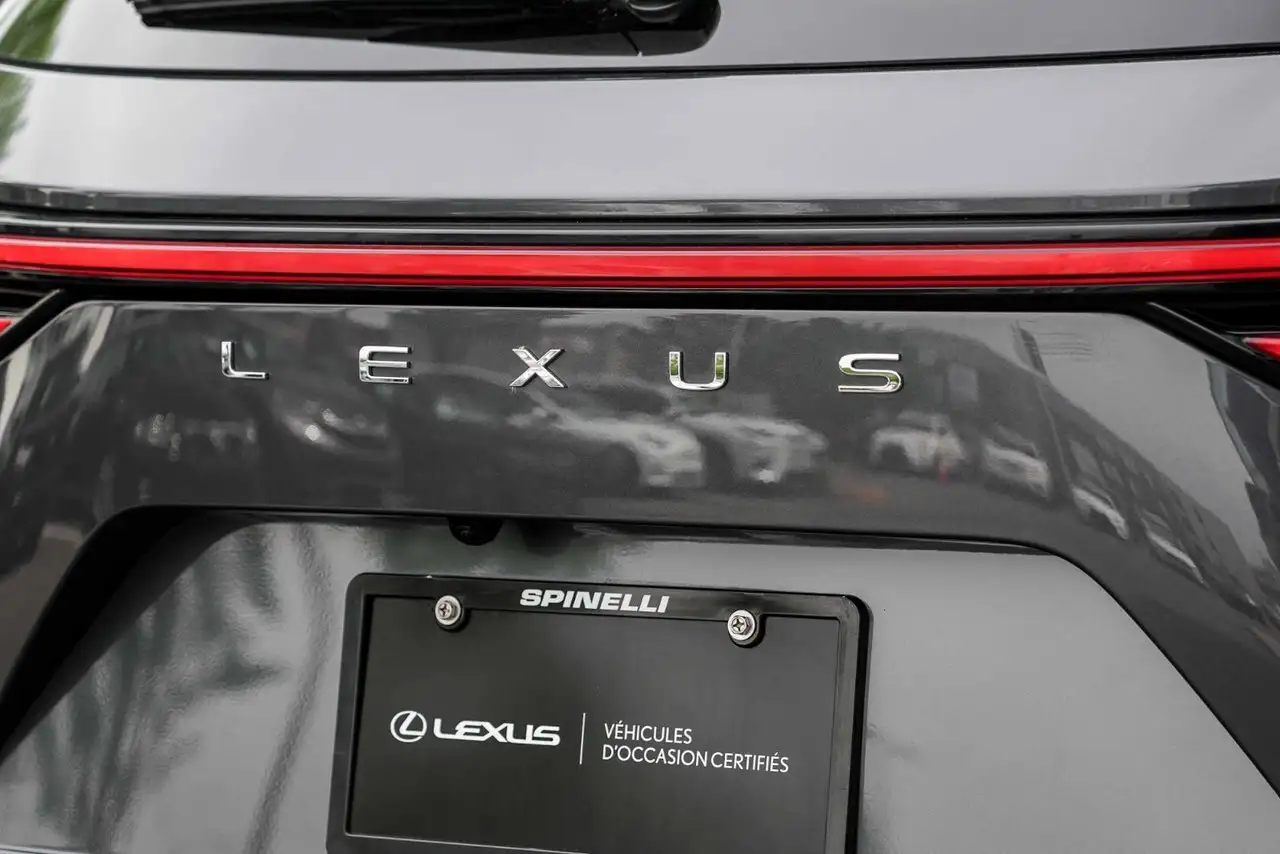 Lexus NX снимка Lexus NX