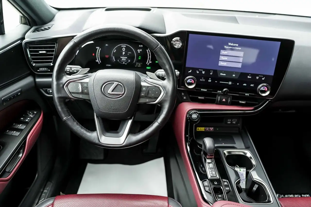 Lexus NX снимка Lexus NX