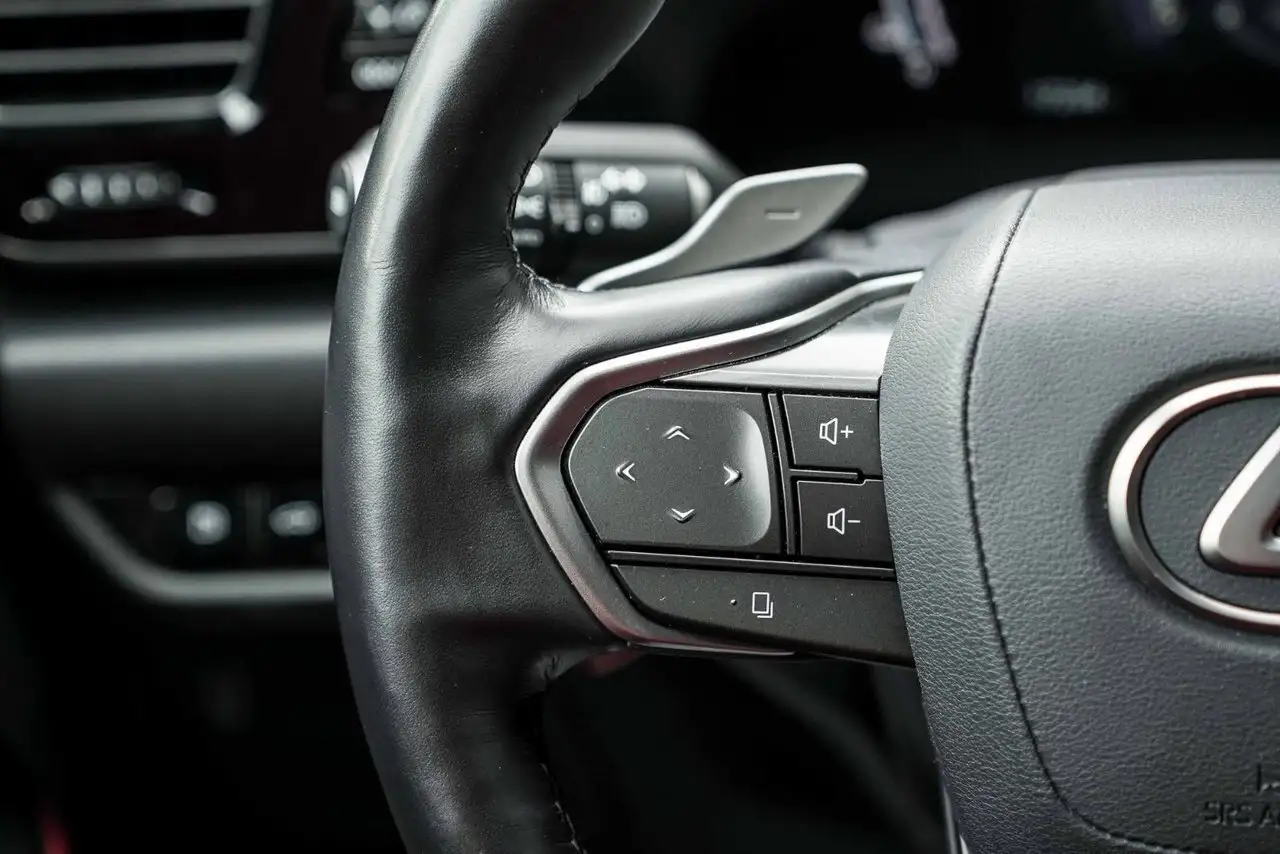 Lexus NX снимка Lexus NX