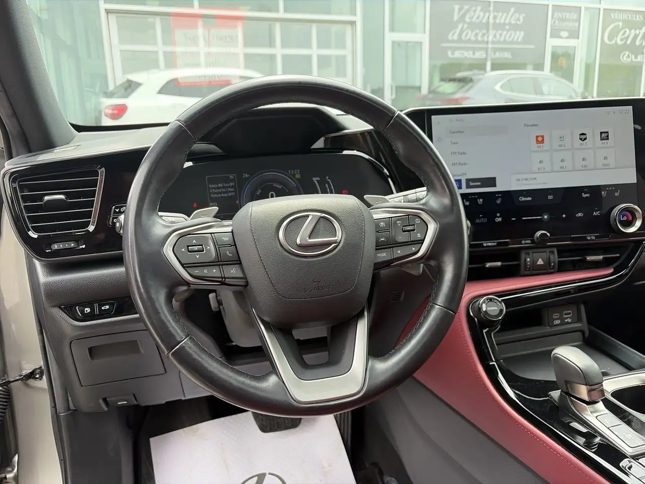Lexus NX снимка Lexus NX