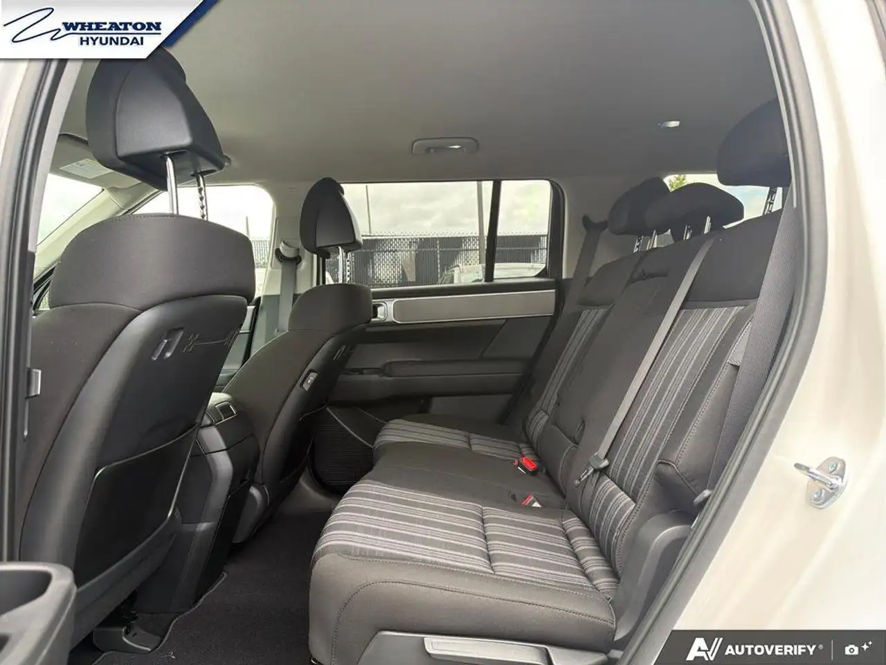 Hyundai SANTA FE photo Hyundai SANTA FE
